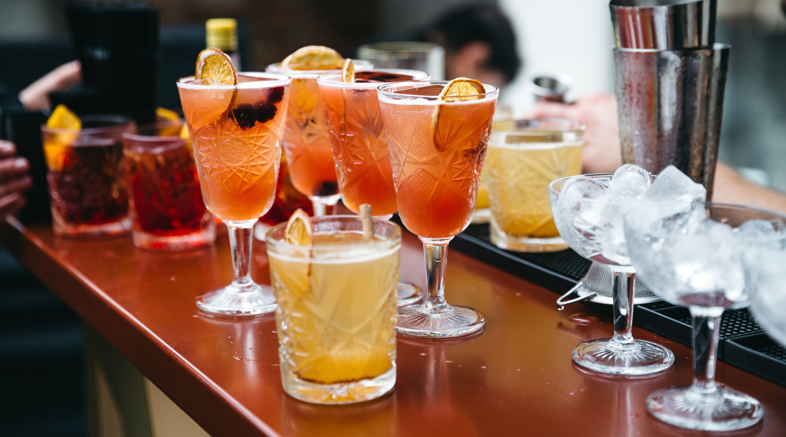 beautiful-refined-drinks-guests